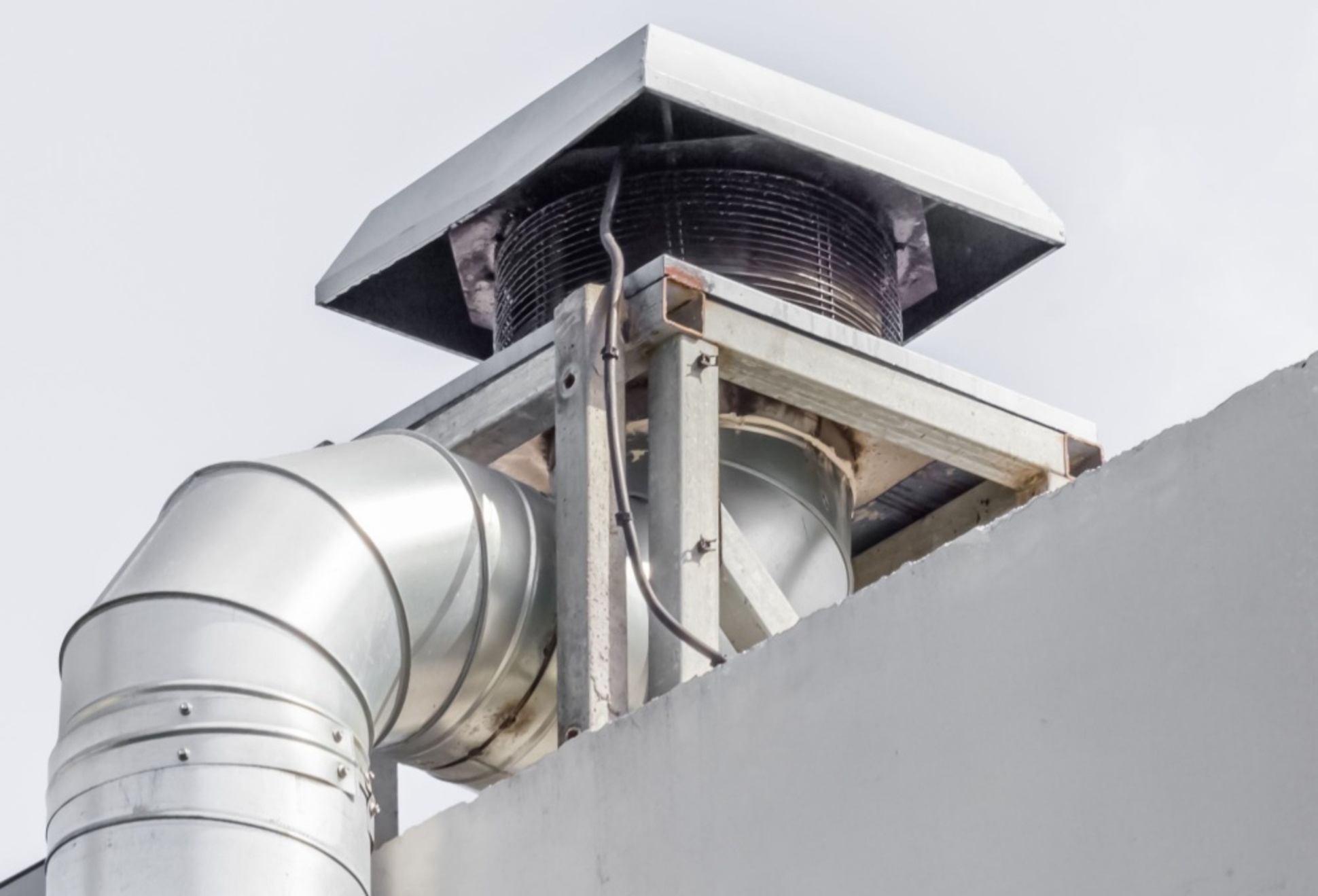 Rauch- und Wärmeabzugsanlagen bei Benkelmann Kälte-, Klima- & Lüftungstechnik GmbH in Westhausen